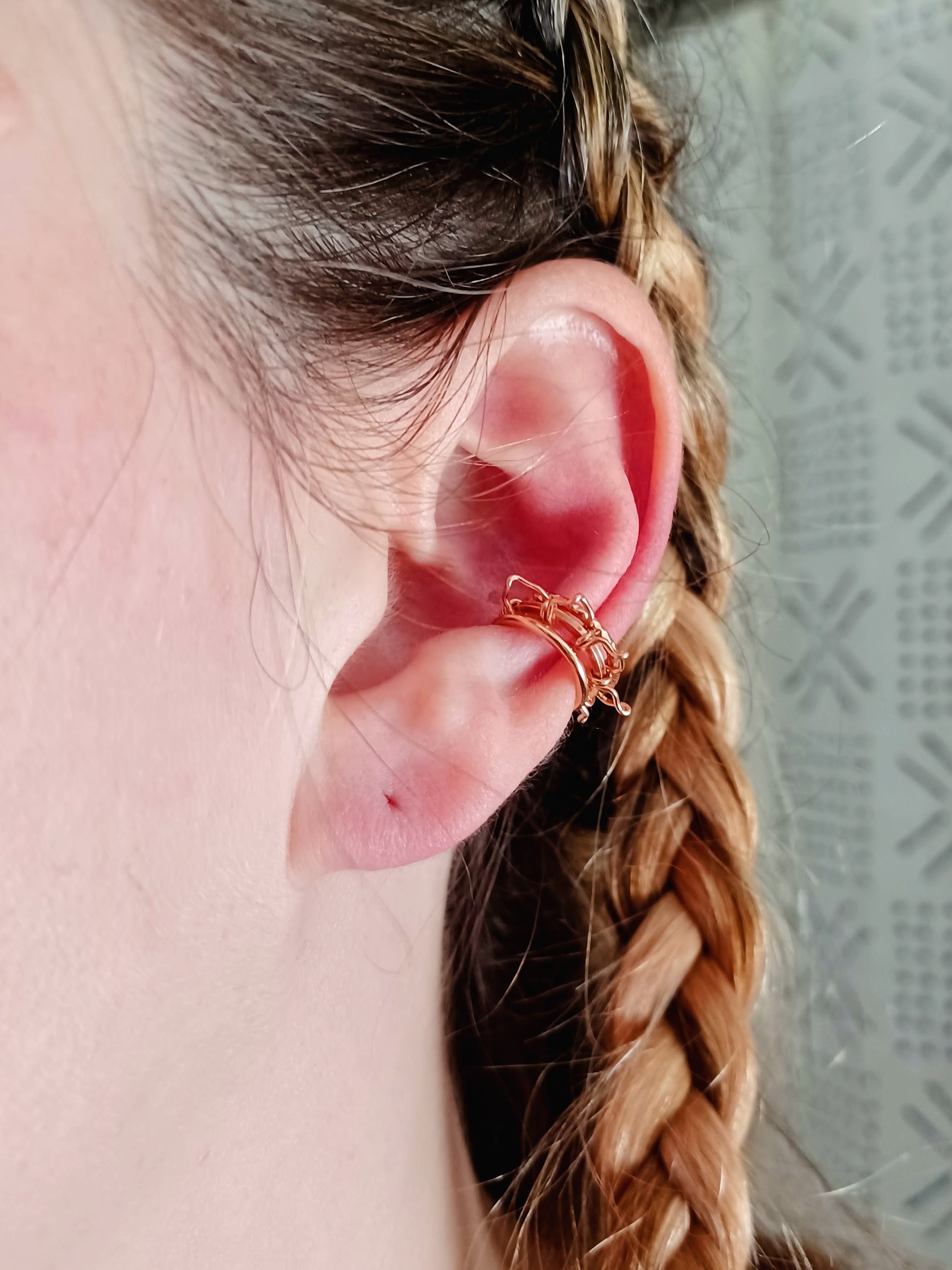 Gemstone Faux Piercing Conch Ear Cuff Cat Horn Accessory